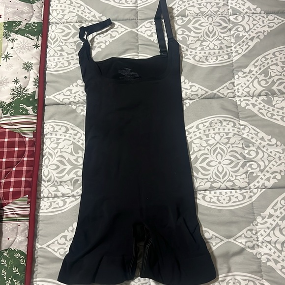 Three-piece medium skim Shapeware bundle - Picture 3 of 4